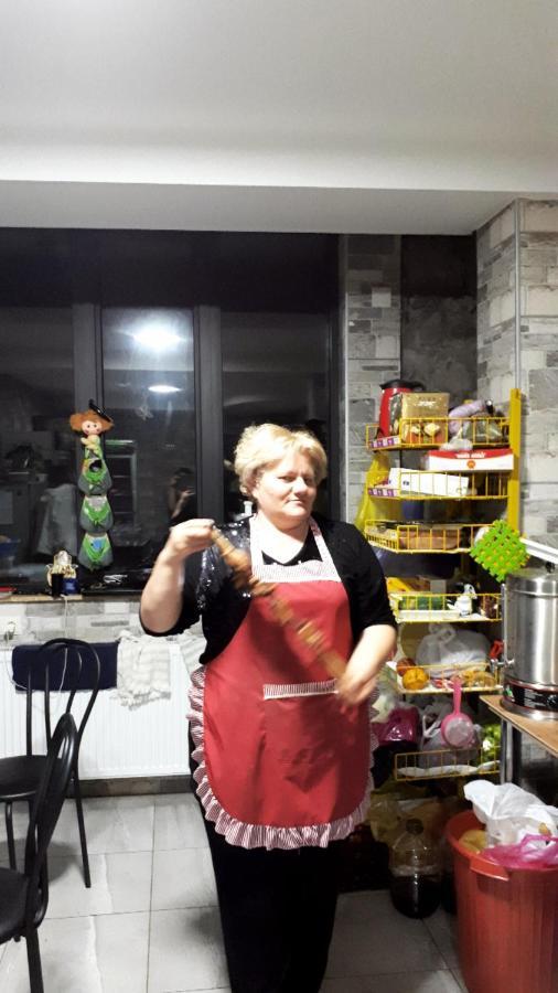 Veriko'S Guest Hause Kazbegi Exteriör bild